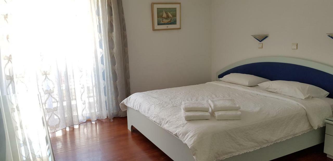 Perfect Beachfront Apartment Athens Exterior photo